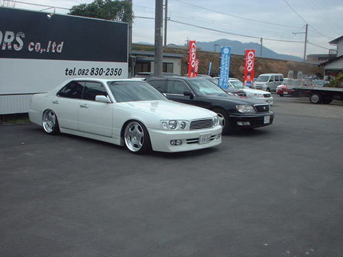 八木ショールーム